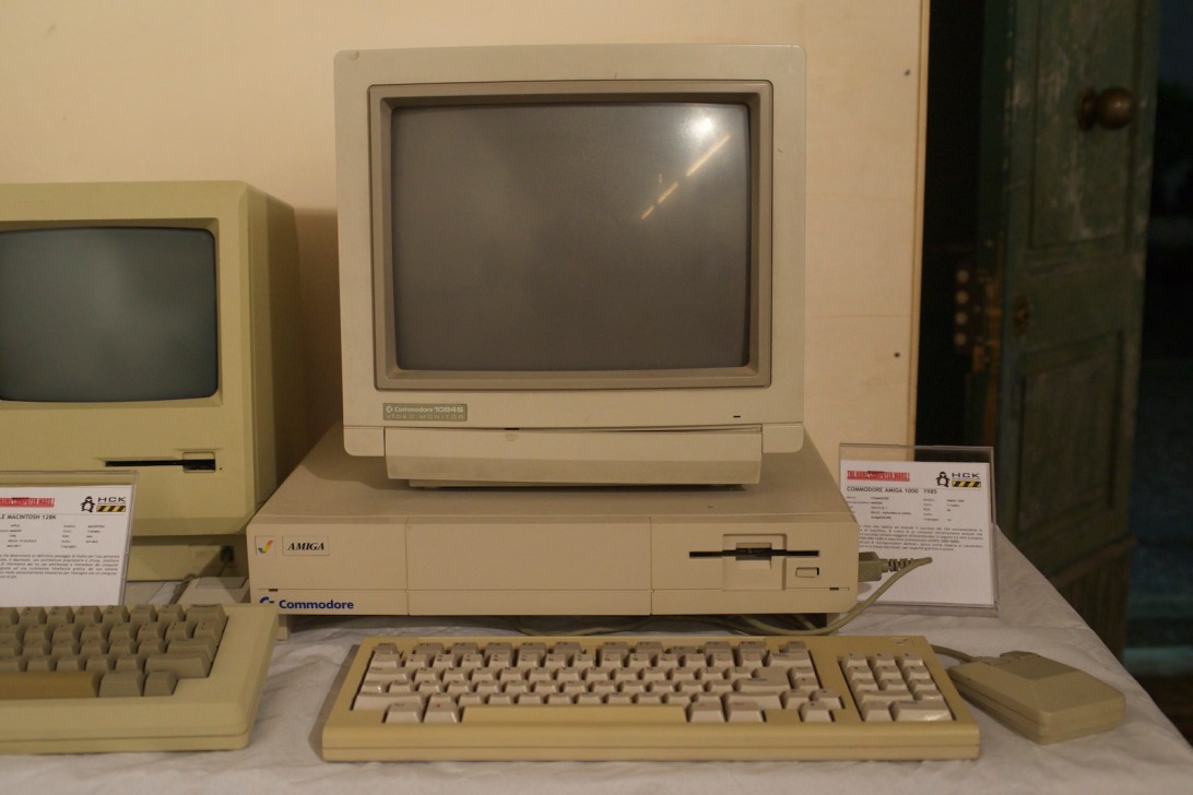 Amiga 1000